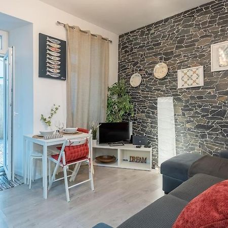 Modern Rustic Apartment In Graca Lisboa Exterior foto
