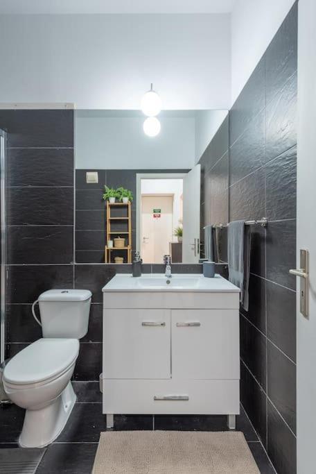 Modern Rustic Apartment In Graca Lisboa Exterior foto